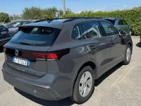 Usata VW Tiguan Life 131 CV (96 kW) 2024 Grigio SUV