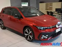 Usata VW Golf VIII Style 272 CV (200 kW) 2025 Kings red tetto nero Berlina