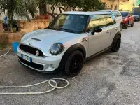 Usata Mini Cooper S 184 CV (135 kW) 2010 Giallo Utilitaria
