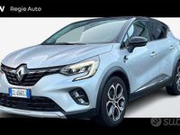 Usata Renault Captur Techno 145 CV (106 kW) 2023 Grigio chiaro SUV