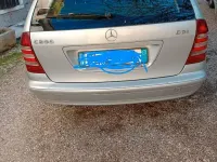 Usata Mercedes C200 Classic 136 CV (100 kW) 2004 Grigio Station wagon
