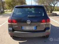 Usata VW Touareg 174 CV (127 kW) 2009 Nero SUV