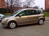 Usata Renault Modus Dynamique 74 CV (54 kW) 2009 Marrone Monovolume
