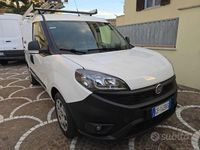 Usata Fiat Doblò Lounge 120 CV (88 kW) 2021 Bianco Monovolume