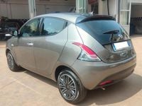 Usata Lancia Ypsilon S 69 CV (50 kW) 2024 Grigio Utilitaria