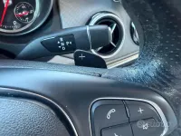 Usata Mercedes GLA200 136 CV (100 kW) 2018 Bluazzurro SUV