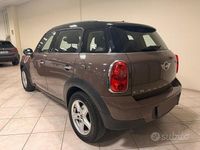 Usata Mini Cooper D Countryman 112 CV (82 kW) 2013 Marrone SUV