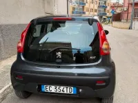Usata Peugeot 107 68 CV (50 kW) 2010 Nero Utilitaria