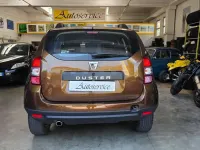 Usata Dacia Duster Ambiance 105 CV (77 kW) 2015 Marrone SUV