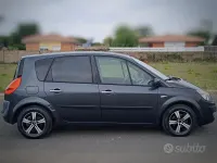 Usata Renault Scenic E-Tech 85 CV (62 kW) 2008 Grigio Monovolume