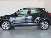 Usata VW T-Roc R-line 150 CV (110 kW) 2023 Nero SUV