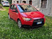 Usata Mitsubishi Colt Invite 75 CV (55 kW) 2009 Rosso Utilitaria