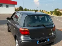 Usata Toyota Yaris Sol 65 CV (47 kW) 2004 Grigio Utilitaria