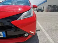 Usata Toyota Aygo Cool 69 CV (50 kW) 2014 Rosso Utilitaria