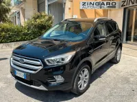 Usata Ford Kuga Titanium 120 CV (88 kW) 2018 Nero SUV
