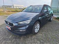 Usado Seat Leon Business 150 CV (110 kW) 2023 Gris Familiar