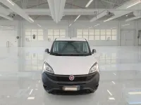 Usata Fiat Doblò 104 CV (76 kW) 2022 Bianco Monovolume