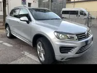 Usata VW Touareg 204 CV (150 kW) 2017 Grigio SUV