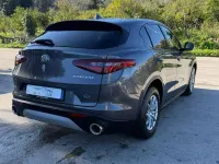 Usata Alfa Romeo Stelvio Executive 179 CV (131 kW) 2018 Grigio SUV