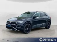Usata VW T-Roc Life 110 CV (80 kW) 2024 Nero SUV