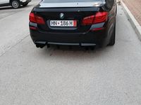Begagnad BMW 550 2011 Svart Sedan