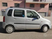 Usata Opel Agila 60 CV (44 kW) 2004 Grigio Monovolume