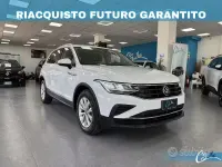 Usata VW Tiguan Life 150 CV (110 kW) 2023 Bianco SUV