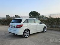 Usata Mercedes B180 2015 Bianco Monovolume