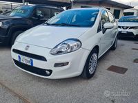 Usata Fiat Punto Lounge 95 CV (69 kW) 2017 Bianco Utilitaria