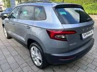 Usata Skoda Karoq Executive 116 CV (85 kW) 2020 Grigio SUV