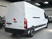 Usata Renault Master 150 CV (110 kW) 2023 Bianco Monovolume