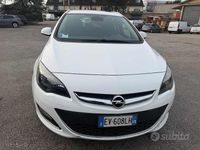 Usata Opel Astra S 110 CV (80 kW) 2014 Bianco Station wagon