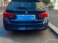 Usata BMW 318 150 CV (110 kW) 2018 Blu Station wagon