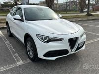 Usata Alfa Romeo Stelvio 190 CV (139 kW) 2019 Bianco SUV