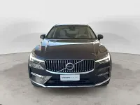 Usata Volvo XC60 Plus 197 CV (144 kW) 2022 Grigio SUV