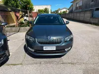 Usata Skoda Octavia G-TEC Executive 110 CV (80 kW) 2015 Grigio Station wagon