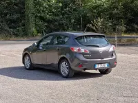 Usata Mazda 3 116 CV (85 kW) 2013 Marrone Berlina