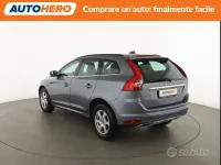 Usata Volvo XC60 Business Edition 190 CV (139 kW) 2017 Grigio SUV