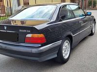 Usata BMW 318 140 CV (102 kW) 1995 Nero Coupé