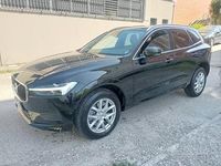 Usata Volvo XC60 Momentum 197 CV (144 kW) 2021 Nero SUV