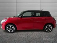 Usata Suzuki Swift 83 CV (61 kW) 2025 Rosso Utilitaria
