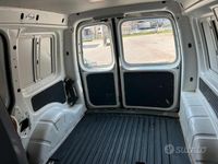 Usata VW Caddy 54 CV (39 kW) 2013 Bianco Monovolume