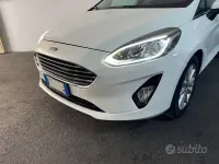 Begagnad Ford Fiesta ST-Line 86 HK (63 kW) 2019 Vit Halvkombi