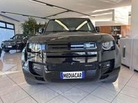 Usata Land Rover Defender SE Dynamic 200 CV (147 kW) 2023 Nero SUV