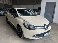 Usata Renault Clio Intens 75 CV (55 kW) 2016 Beige Coupé