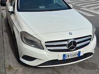 Usata Mercedes A180 109 CV (80 kW) 2012 Bianco Utilitaria