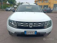 Usata Dacia Duster Lauréate 101 CV (74 kW) 2014 Bianco SUV