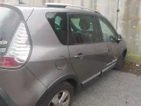 Usata Renault Scénic LIMITED 95 CV (69 kW) 2014 Grigio Monovolume