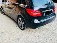 Usata Mercedes B180 116 CV (85 kW) 2015 Nero Utilitaria