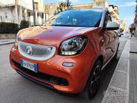 Usata Smart ForFour Prime 71 CV (52 kW) 2015 Arancione Utilitaria